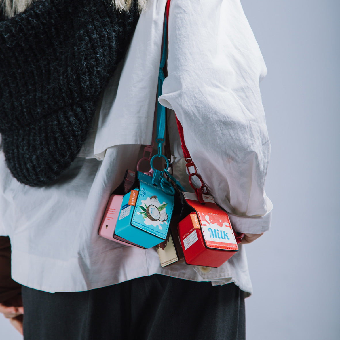 Milk Earphone Bag
