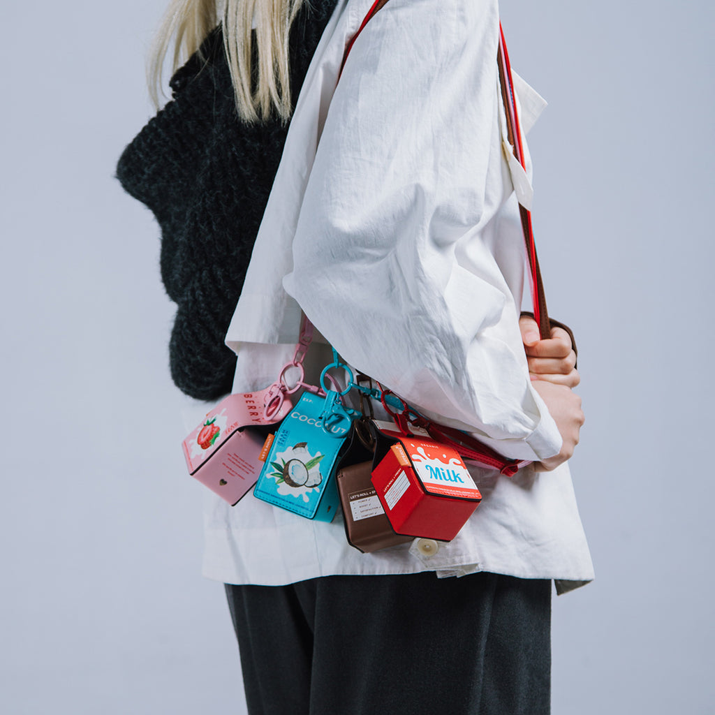 Milk Earphone Bag