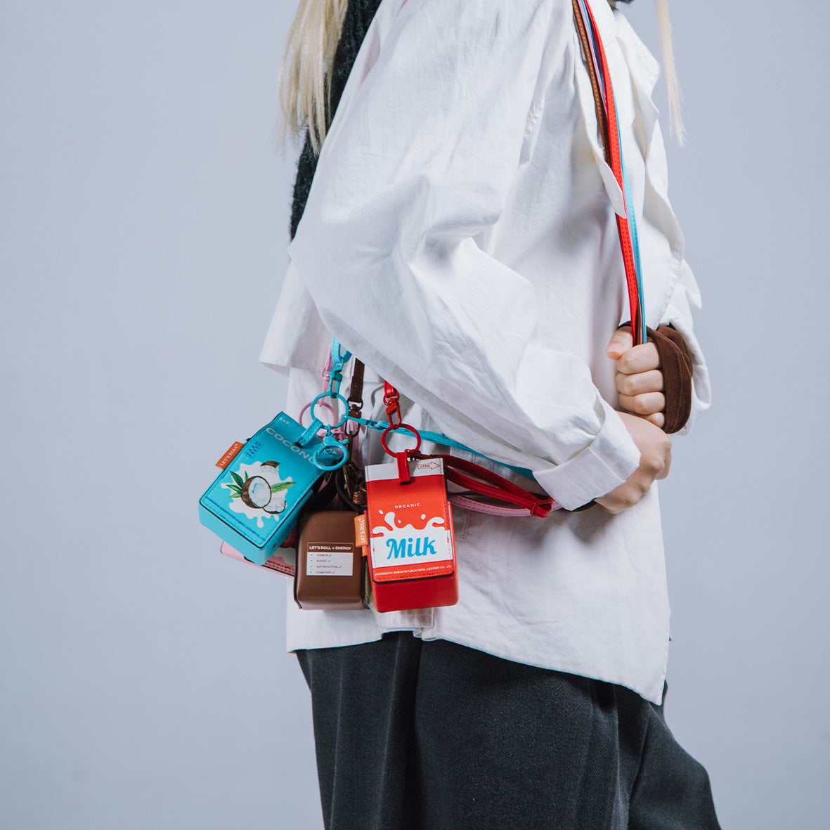 Milk Earphone Bag